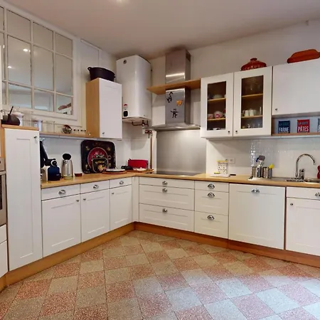 Le Saint Nicolas Apartment *
